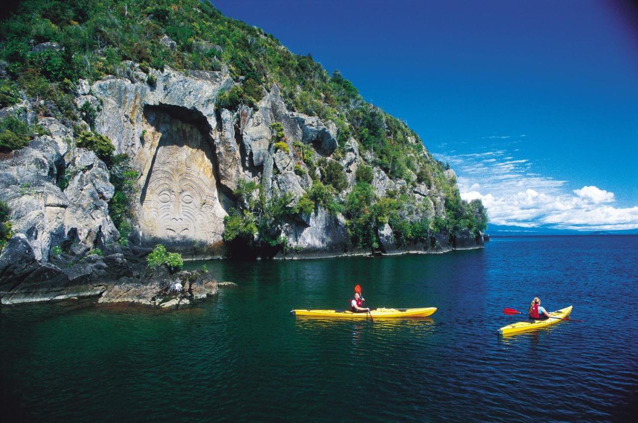 Alpine Lake Motor alojamiento Lago Lago Taupo Exterior foto