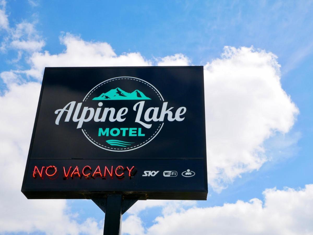 Alpine Lake Motor alojamiento Lago Lago Taupo Exterior foto