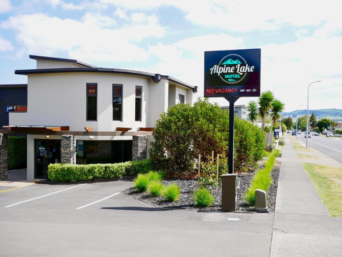Alpine Lake Motor alojamiento Lago Lago Taupo Exterior foto
